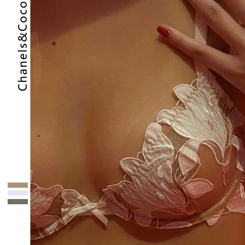 Soft lingerie set with flower print